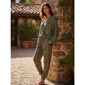 NEW Elan Olive Kney Long Sleeve Blouse and Pull On Pants Two Piece Set Size S